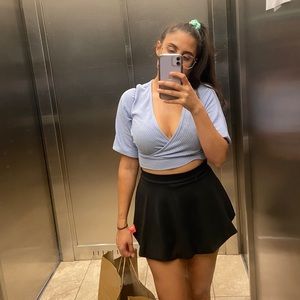 Meet your Posher, Daphne